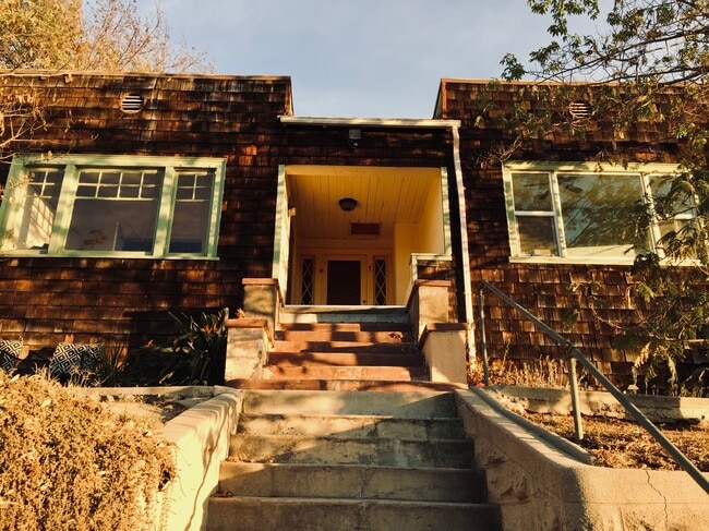 Photo - 1640 Lemoyne St Unidad 3