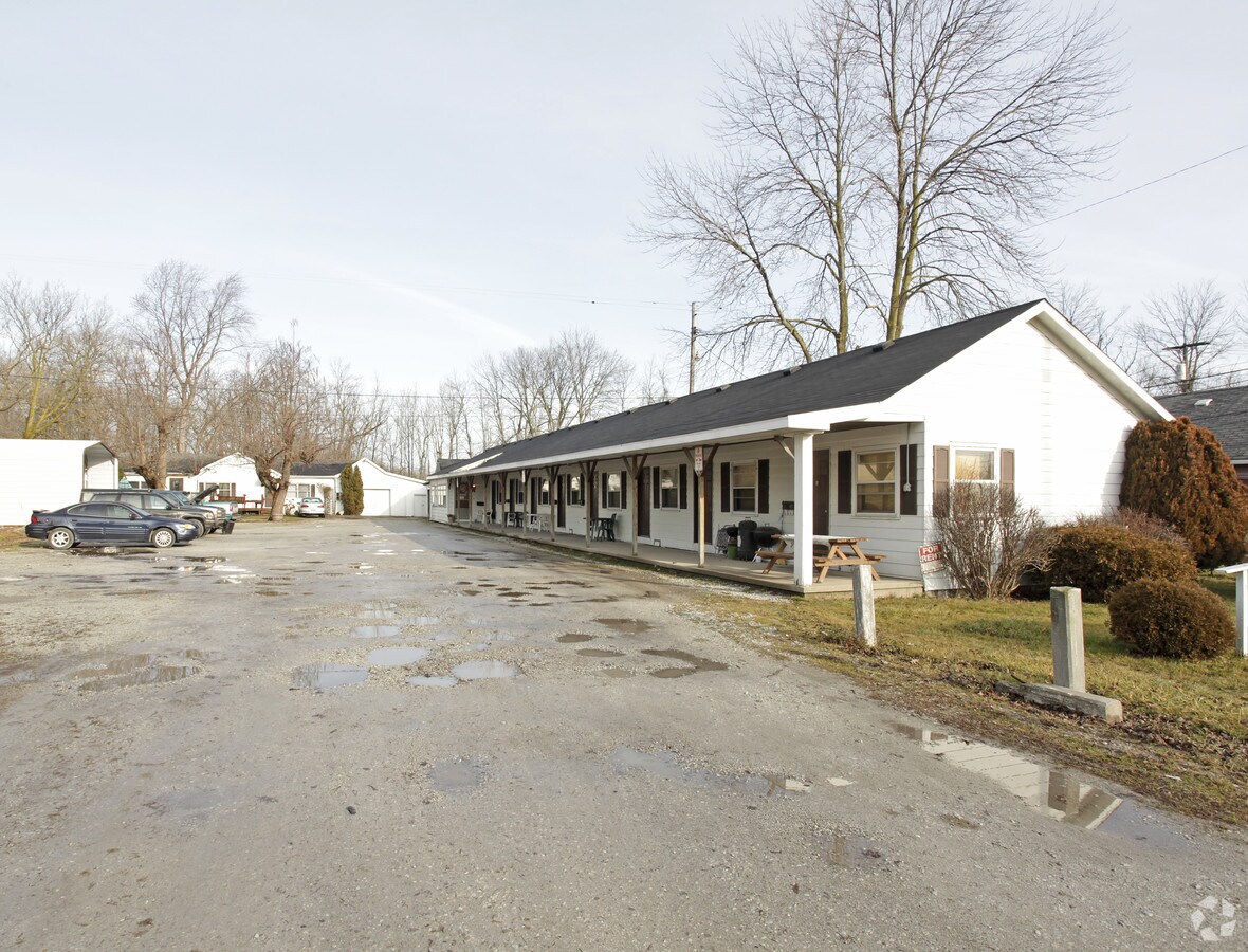 Photo - Bel Rose Apts