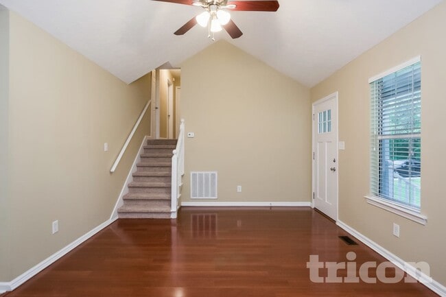 Photo - 48 Hale Haven Dr
