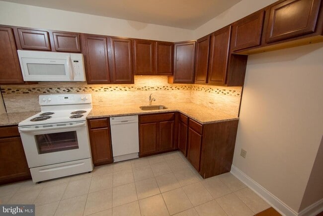 Photo - 113 W Gay St Unit 1