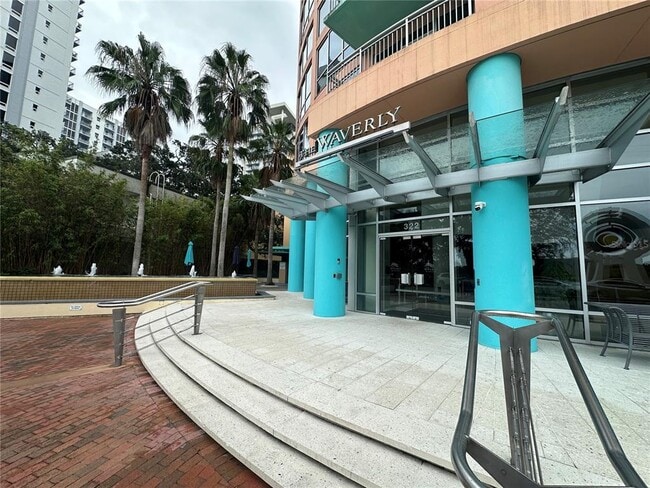 Building Photo - 322 E Central Blvd Unit 2011