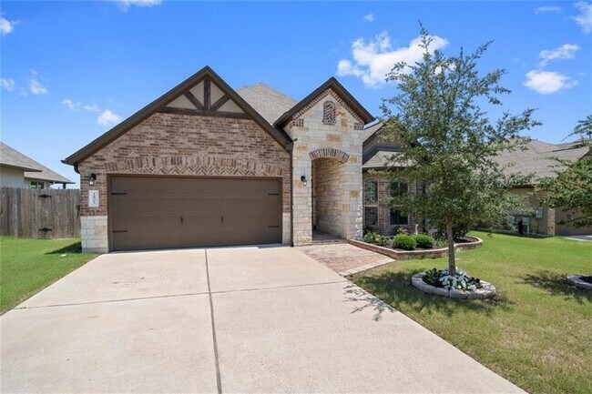 Photo - 1805 Morts Pl