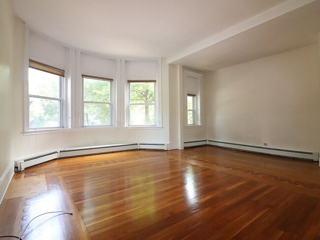 18 Gibbs St Unit 11