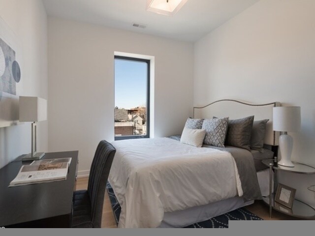 1244 W Huron St Unit 1