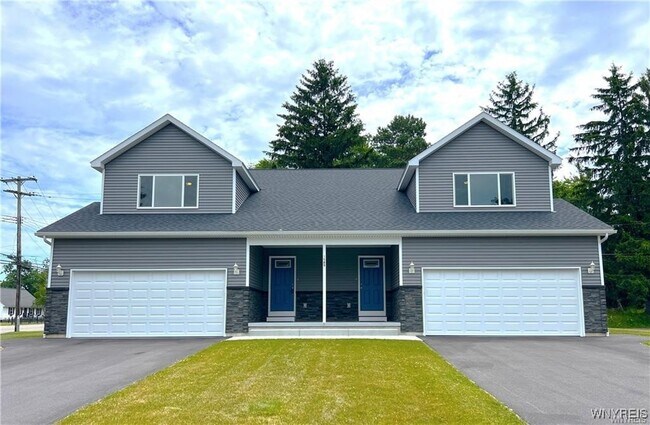 Building Photo - 1589 Center Rd Rental