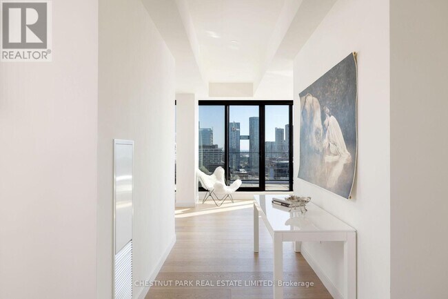 Photo - 505 Richmond St W Unit 1311