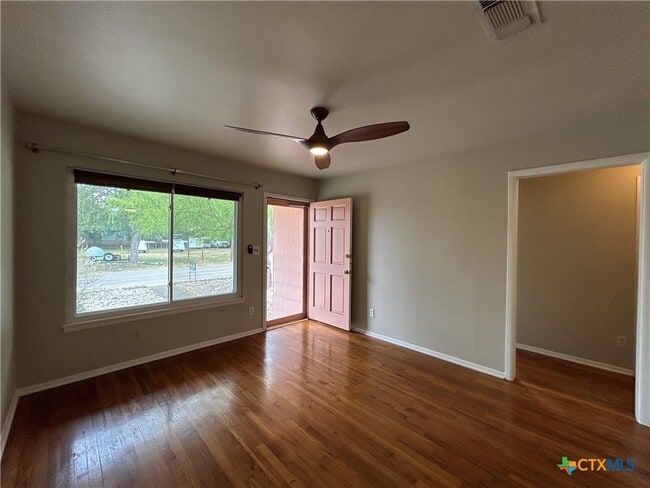Photo - 737 N Central Ave