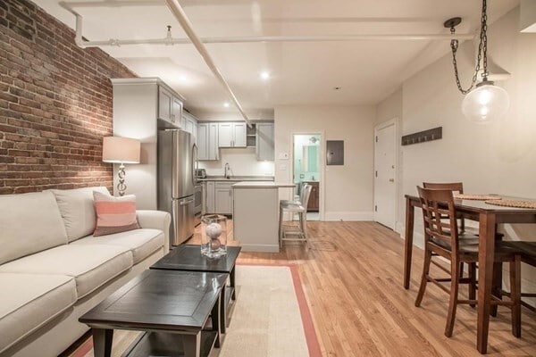 Photo - 394 Marlborough St Unidad 1