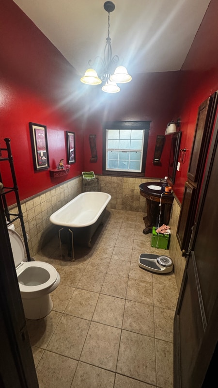 Photo - 1721 Clarendon Ave