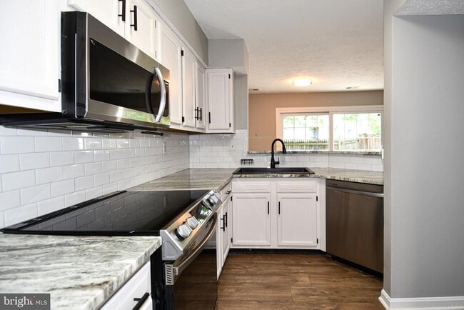 Photo - 13703 Lord Sterling Pl Townhome