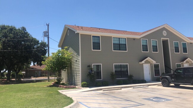 Photo - 1305 Kings Way Apartment Unit 1B