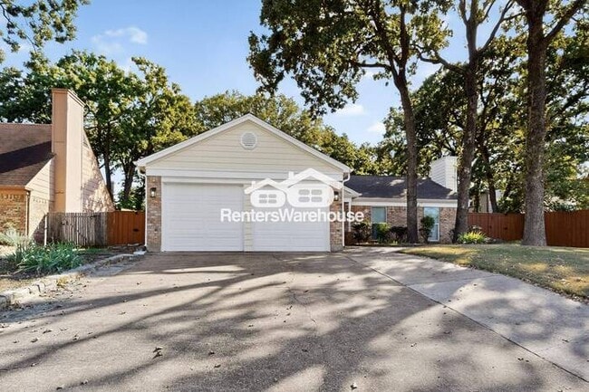 Photo - MOVE IN READY  Completely Refreshed Euless...
