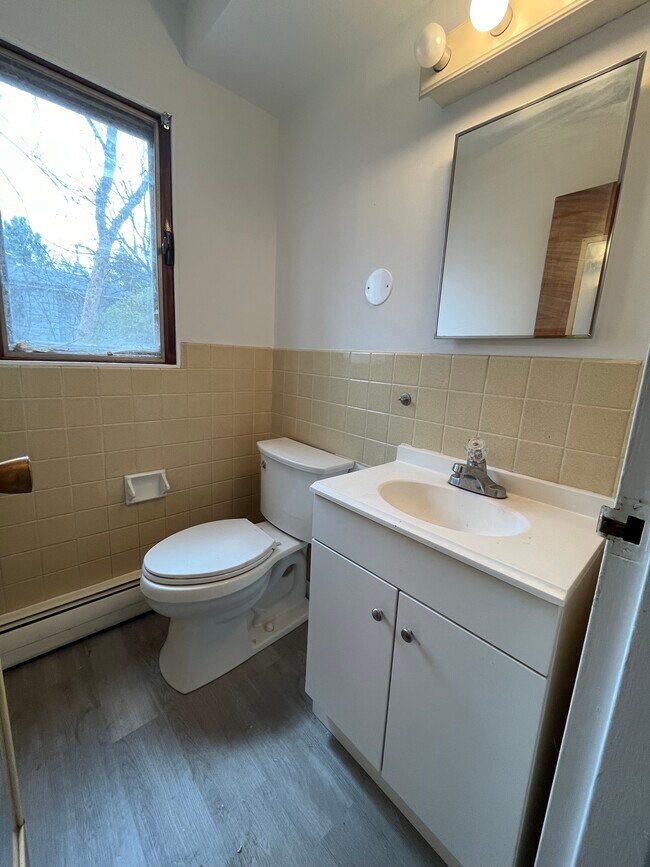 430 Ironton St NE Townhome Townhome Rental in Fridley MN