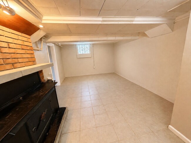 Photo - 730 Golfview Dr