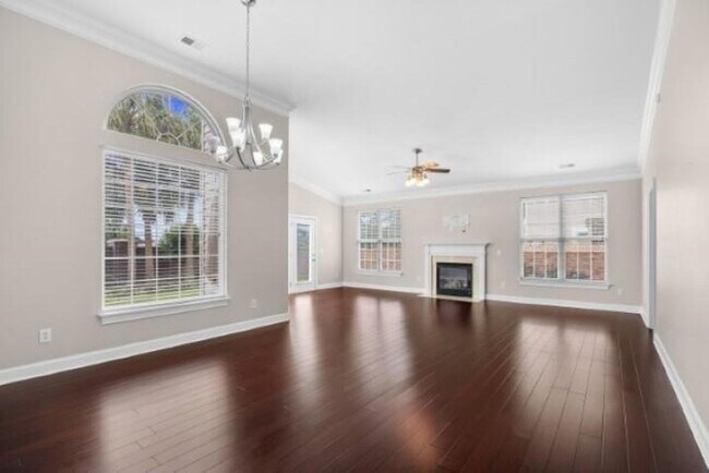 Photo - 101 Kessinger Dr