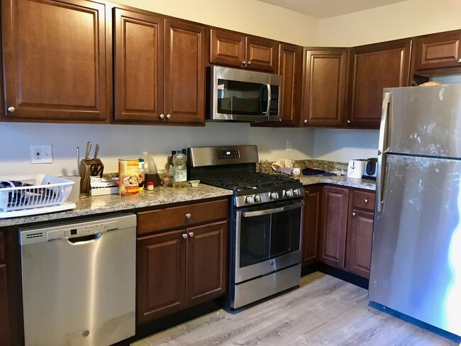 Photo - 81 Linden St Unit 2T