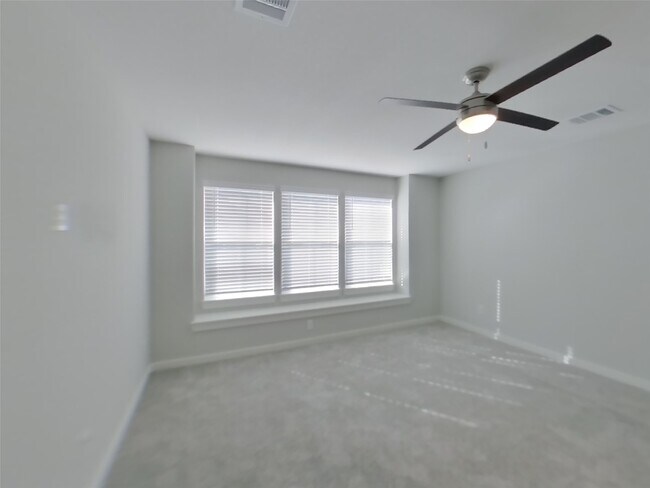 Photo - 4930 San Fabiano Ct