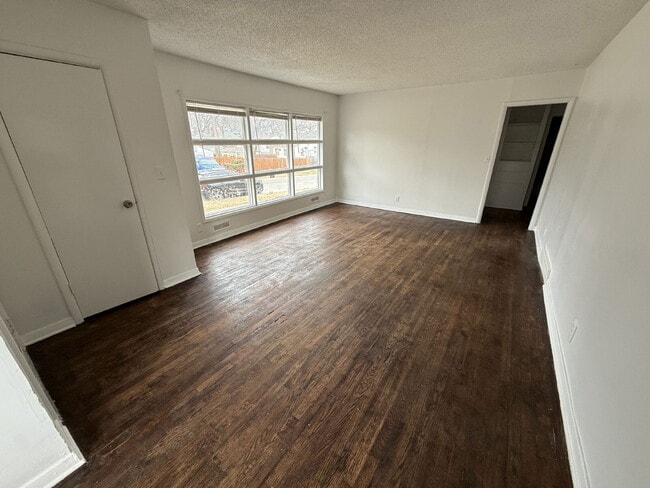 Photo - **READY NOW** 4 Bedroom/2 Bath Home In KCMO