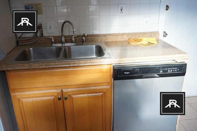 Photo - 4 bedroom in Allston MA 02134 Unidad 3