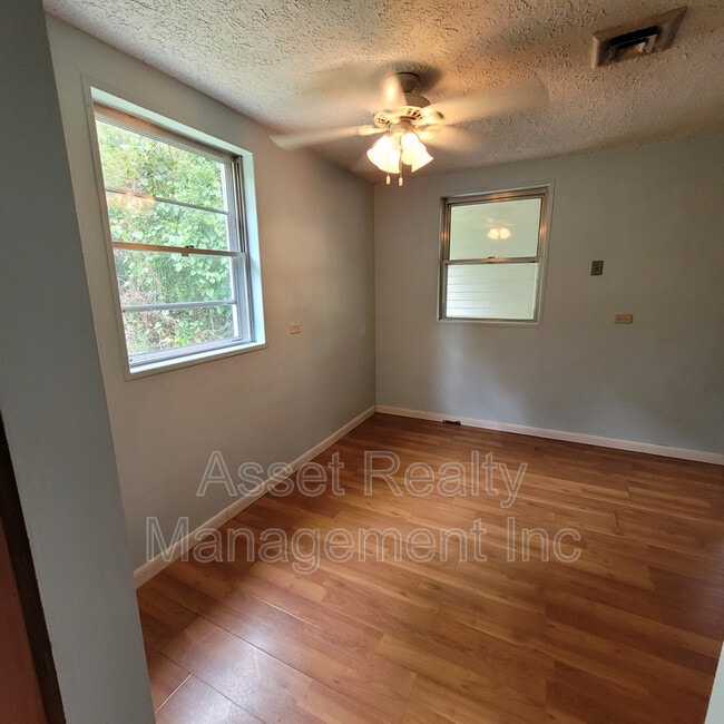 Photo - 119 Parsons Rd