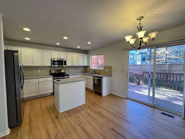 Photo - 4788 Laurelglen Ln