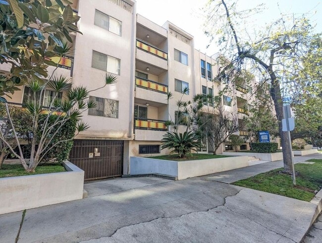 Photo - 118 S Wetherly Dr Apartamento Unidad 209