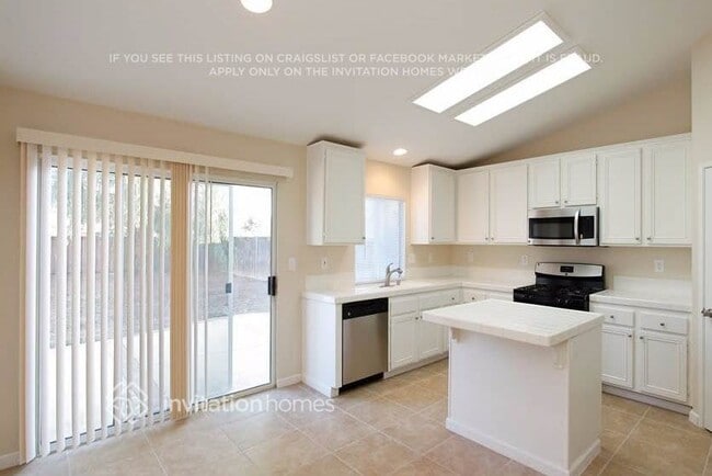 Photo - 31637 Haute Ct