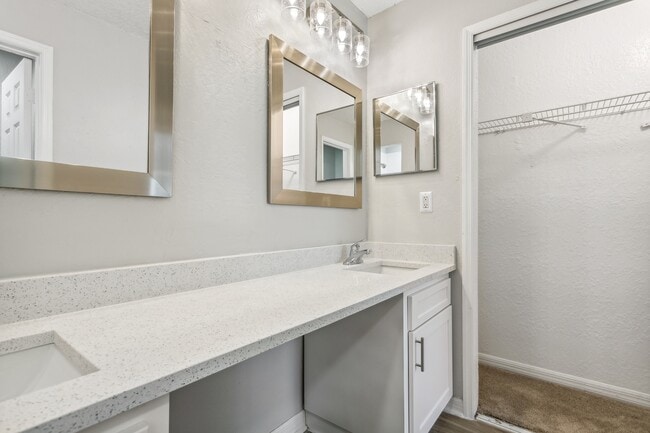 Photo - Peninsula at Northwood