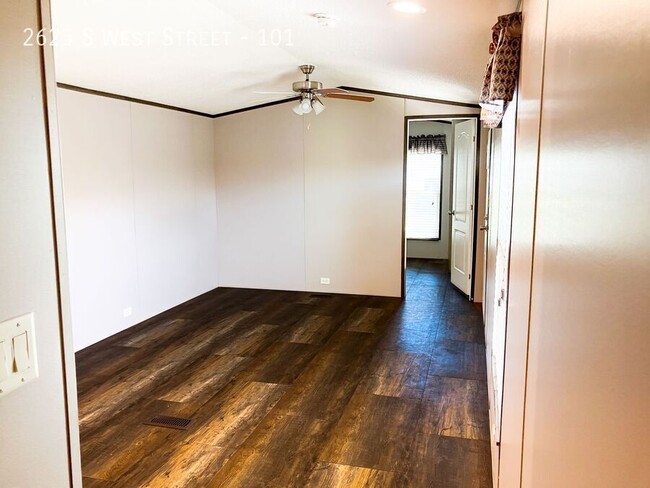 Photo - 2625 S West St