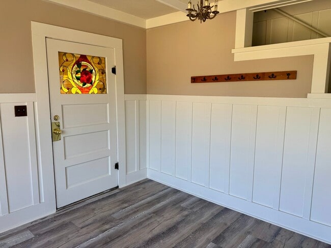 Photo - Charming Craftsman in Bandon Heights | 3 Bed / 2 Bath | Ocean & River Views