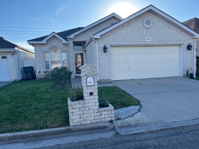 Photo - 1709 Bobcat Ln