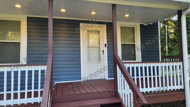 24 A P Hill Ave