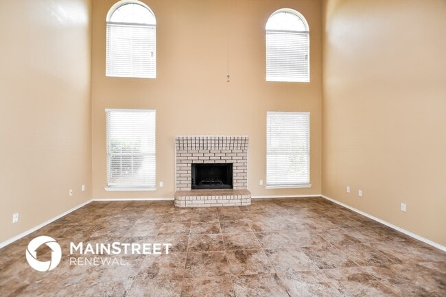 Photo - 2425 Ithaca Dr