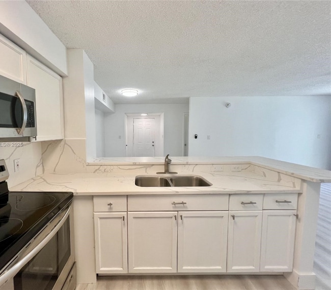 Photo - 650 S Park Rd Unidad 14-10