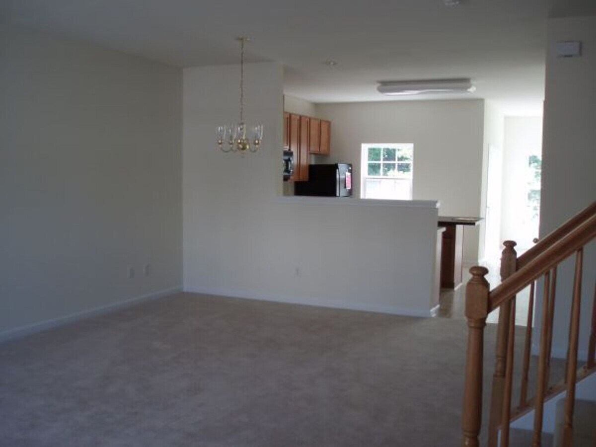 Photo - Spacious 4 Bedroom Townhome Near NC State!