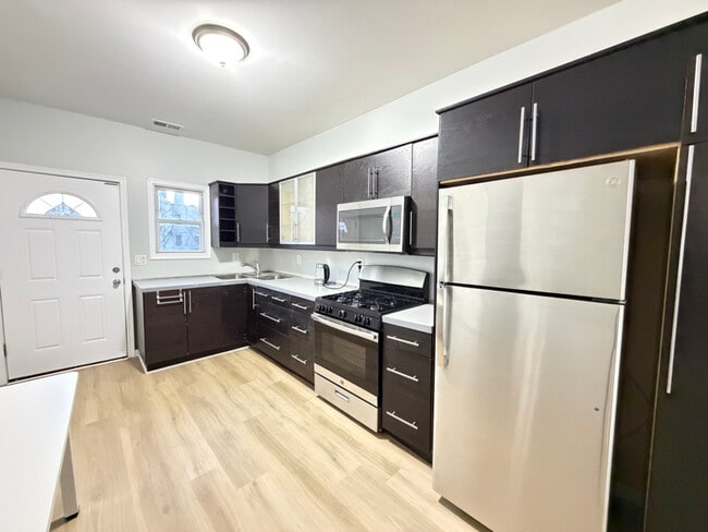 Photo - 115 Winfield Ave Unit 2