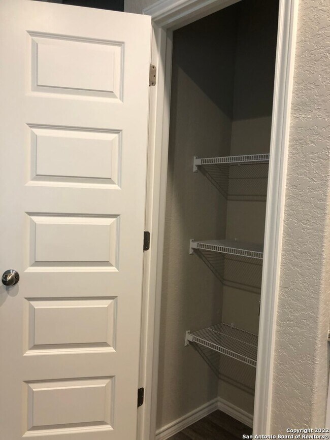 Photo - 4211 Asher Alley