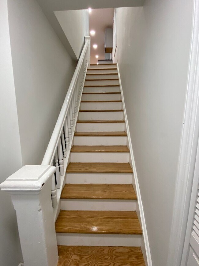 Photo - 215 Borden Ave Unit 2