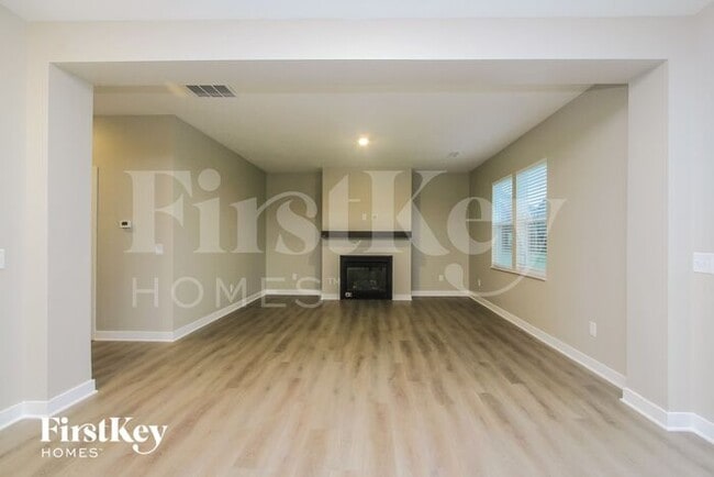 Photo - 939 Shadow Dr