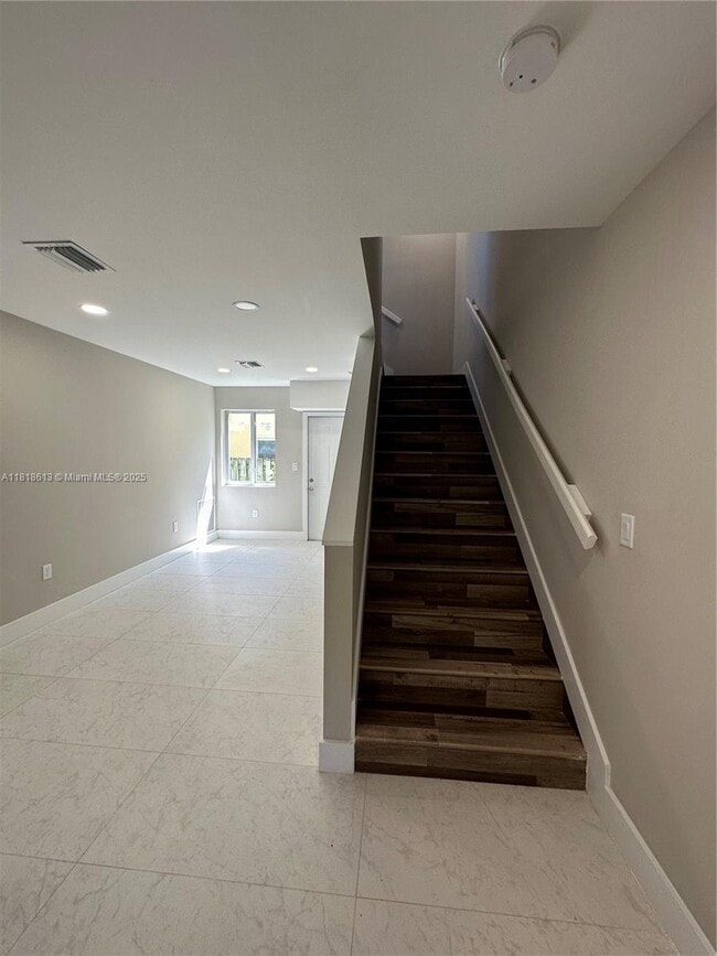 Photo - 730 NW 2nd Ave
