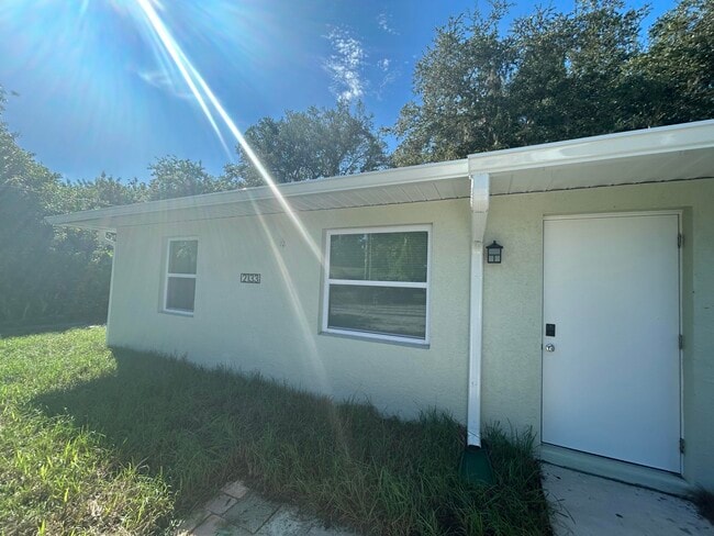 Photo - 2133 Sibley Ave