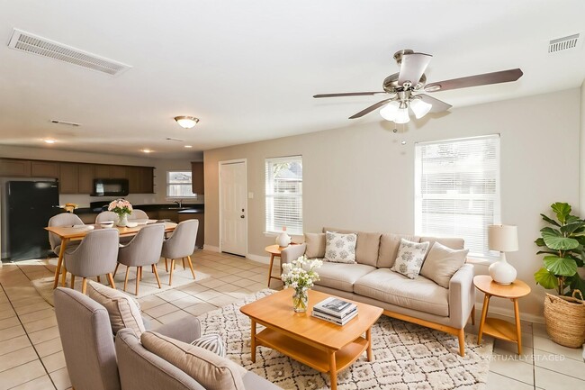 Photo - 214 N Native Ln