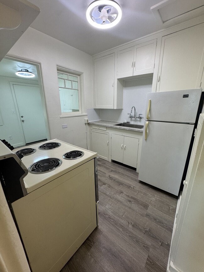 Photo - 319 Pioneer Dr