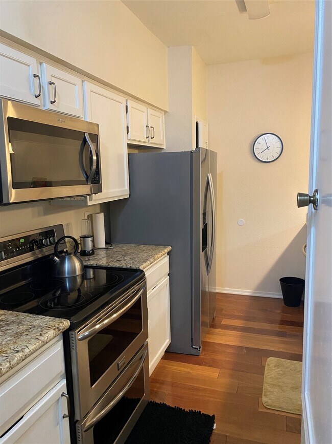 Photo - 580 Wilcrest Dr Unit 580