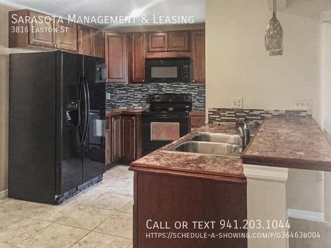 Photo - 3816 Easton St