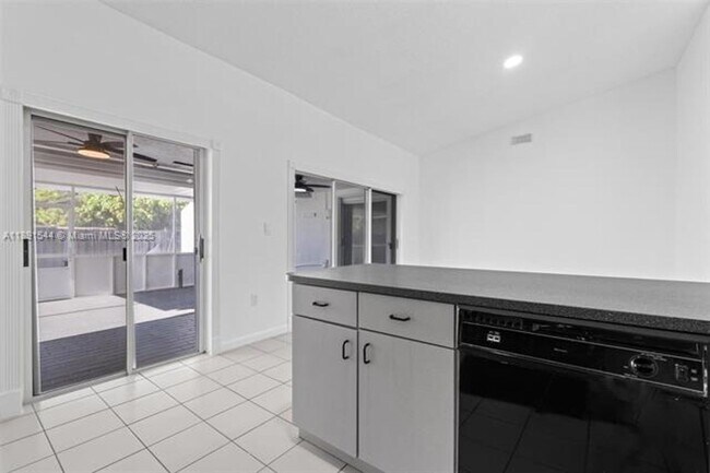 Photo - 13400 SW 182nd St