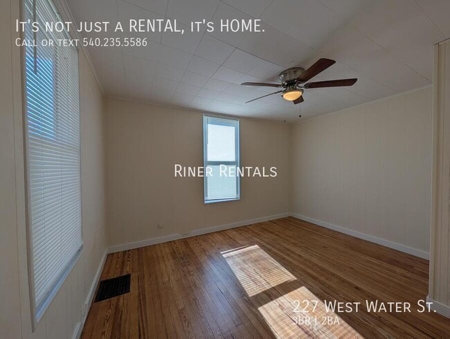 Photo - 227 W Water St