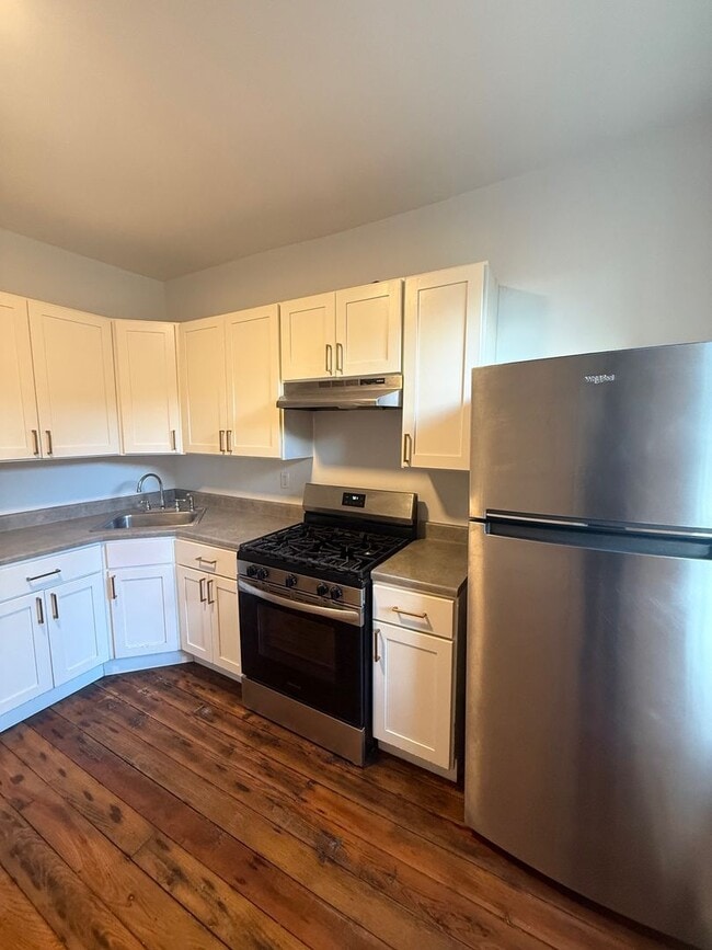 Photo - 22 Benkard Ave Unit 1