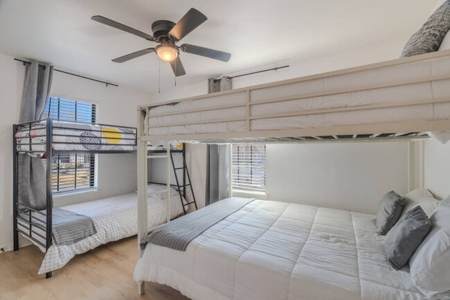 Photo - 807 Dreiss St Unit SI ID1594026P