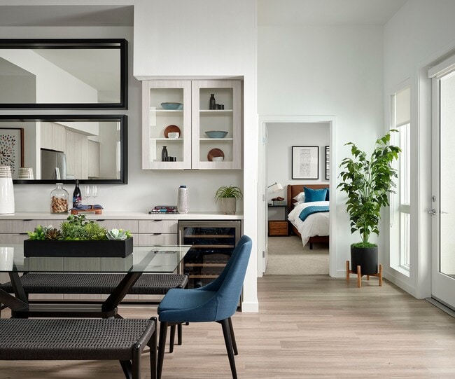 B934 - 2 Bed, 2 Bath